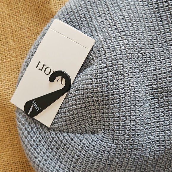 NWT Vuori Light Blue Knit Beanie - Picture 8 of 8